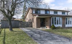 2489 YEOVIL ROAD  Mississauga, ON L5J 2G1