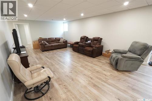 44 Crescent Drive, Avonlea, SK - Indoor Photo Showing Basement
