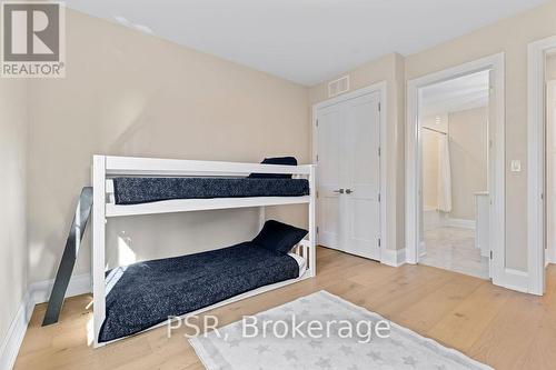 308 Appleby Line, Burlington, ON - Indoor Photo Showing Bedroom