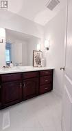 Main powder room - 