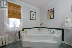 master Ensuite - 