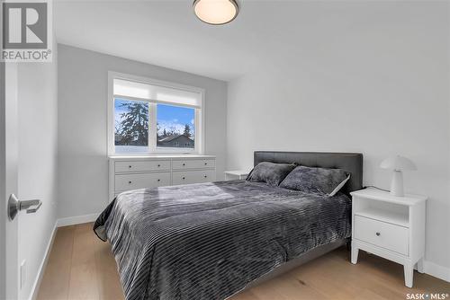 1418 10Th Street E, Saskatoon, SK - Indoor Photo Showing Bedroom