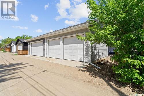 1418 10Th Street E, Saskatoon, SK - Outdoor