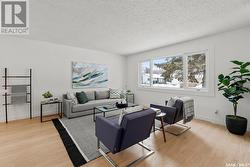 329 Y AVENUE N  Saskatoon, SK S7L 3K8