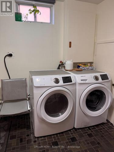 4066 Westminster Place, Mississauga, ON - Indoor Photo Showing Laundry Room