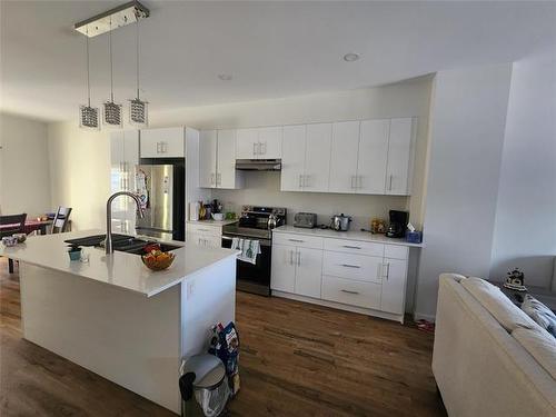 844 Carter Ave, Winnipeg, MB 