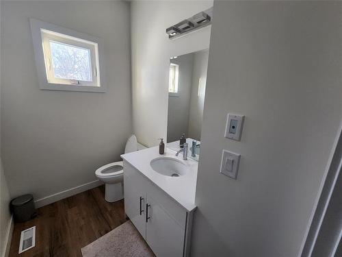 844 Carter Ave, Winnipeg, MB 