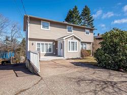 121 Chandler Drive  Lower Sackville, NS B4C 3C6