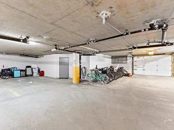 Garage - 