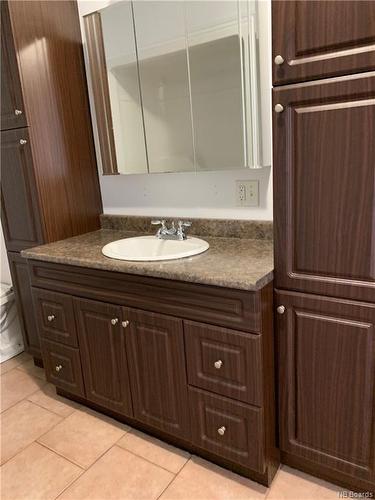 36-38 Cn, Grand-Sault/Grand Falls, NB 