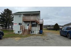 4 St-Pierre  Saint-François-De-Madawaska, NB E7A 1G1