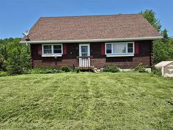 28 Bridgeview ST  Plaster Rock, NB E7G 1E7