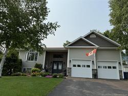 102 rue Belair  Grand-Sault/Grand Falls, NB E3Y 1A8