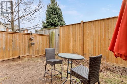 668 Rowley Common, Burlington, ON - Outdoor