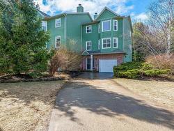 106 Anchor Drive  Halifax, NS B3N 3E1