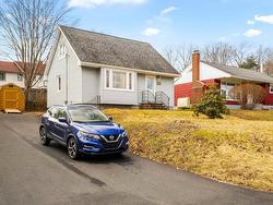 22 Meadowview Drive  Bedford, NS B4A 2C2