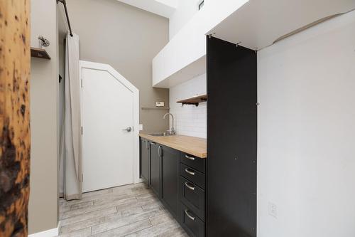 Kitchenette - 1743  - 1745 Rue St-Patrick, Montréal (Le Sud-Ouest), QC - Indoor Photo Showing Other Room