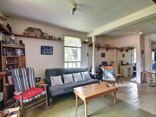 Living room - 131  - 133 Ch. Des Fondateurs, La Minerve, QC - Indoor Photo Showing Living Room