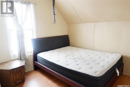 405 4Th Avenue E, Assiniboia, SK - Indoor Photo Showing Bedroom