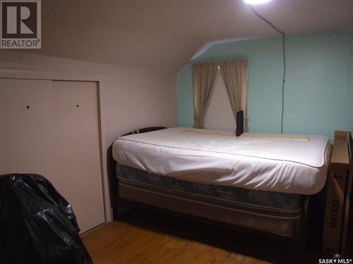 202 1St Street W, Leader, SK - Indoor Photo Showing Bedroom