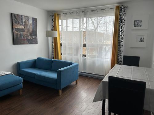 Salon - 108 8E Rue, Rouyn-Noranda, QC - Indoor Photo Showing Living Room