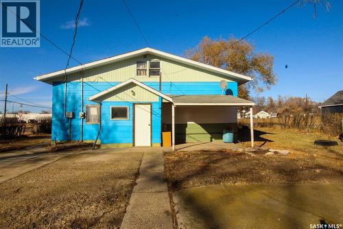 216 2nd STREET E  Shaunavon, SK S0N 2M0