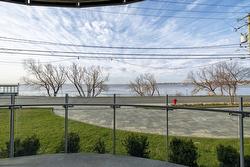 106-36 Ch. du Bord-du-Lac-Lakeshore  Pointe-Claire, QC H9S 0B3