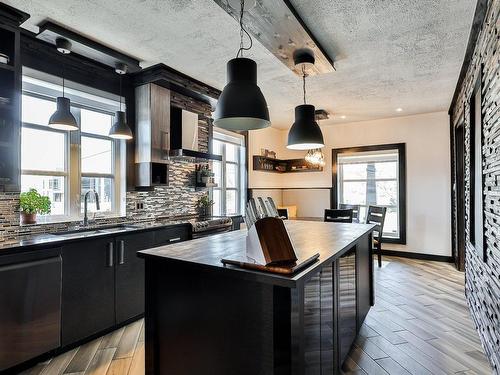 Cuisine - 6680Z Boul. Laurier, Terrebonne (La Plaine), QC - Indoor Photo Showing Kitchen With Upgraded Kitchen