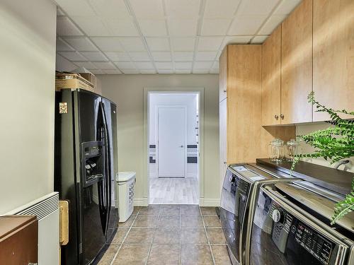 Salle de lavage - 6680Z Boul. Laurier, Terrebonne (La Plaine), QC - Indoor Photo Showing Laundry Room
