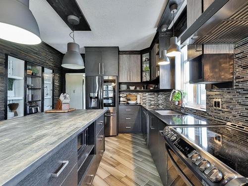 Cuisine - 6680Z Boul. Laurier, Terrebonne (La Plaine), QC - Indoor Photo Showing Kitchen With Upgraded Kitchen