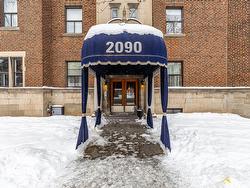 9-2090 Rue Sherbrooke O.  Montréal (Ville-Marie), QC H3H 1G5