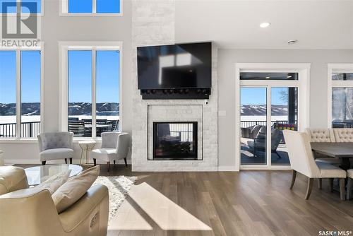 802 Groomes Vista Road, North Qu'Appelle Rm No. 187, SK - Indoor Photo Showing Living Room With Fireplace