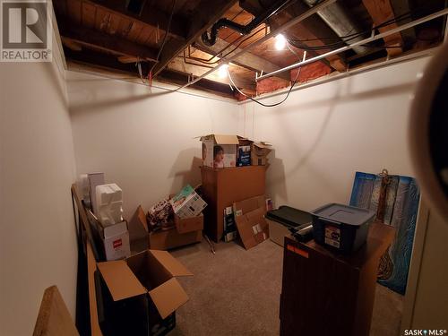 321 1St Street W, Ponteix, SK - Indoor Photo Showing Basement