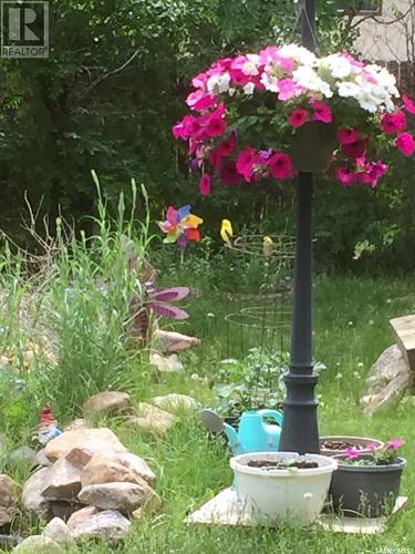 321 1St Street W, Ponteix, SK - Outdoor