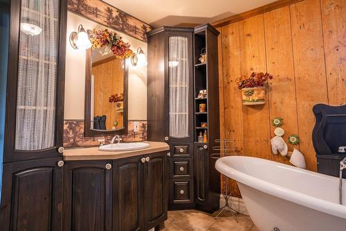 Salle de bains - 110 1Er Rang, Saint-Romain, QC 