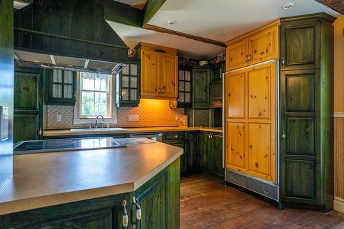 Cuisine - 110 1Er Rang, Saint-Romain, QC 