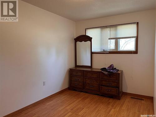 609 B Avenue W, Wynyard, SK - Indoor