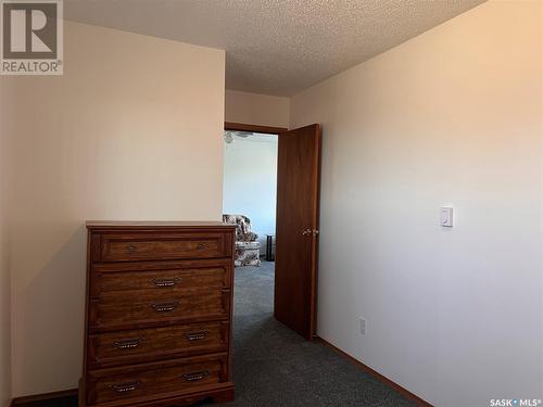 609 B Avenue W, Wynyard, SK - Indoor