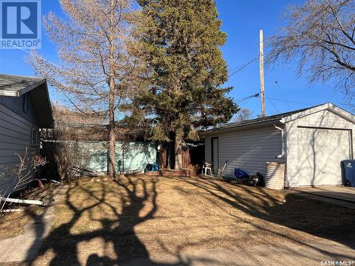 609 B Avenue W, Wynyard, SK - Outdoor