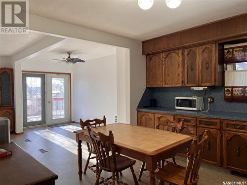 609 B Avenue W, Wynyard, SK - Indoor Photo Showing Dining Room