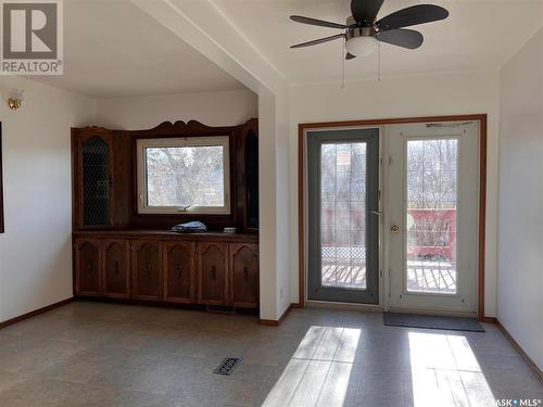 609 B Avenue W, Wynyard, SK - Indoor Photo Showing Other Room