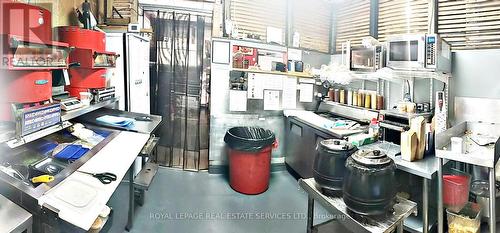 47 Charles Street W, Toronto, ON 