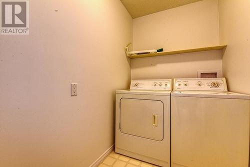 9 11 Eagle Crescent, Williams Lake, BC - Indoor Photo Showing Laundry Room