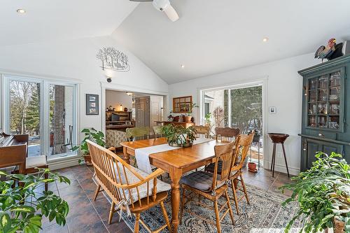 Salle à manger - 257 Ch. De Bondville, Lac-Brome, QC - Indoor Photo Showing Dining Room