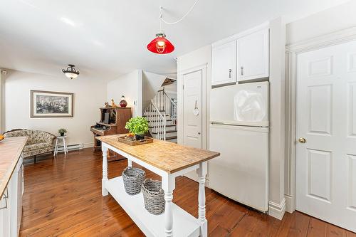 Cuisine - 257 Ch. De Bondville, Lac-Brome, QC - Indoor Photo Showing Kitchen
