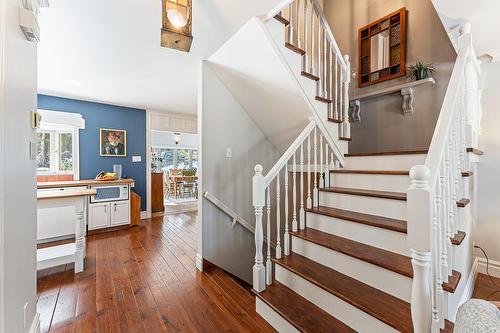 Escalier - 257 Ch. De Bondville, Lac-Brome, QC - Indoor Photo Showing Other Room