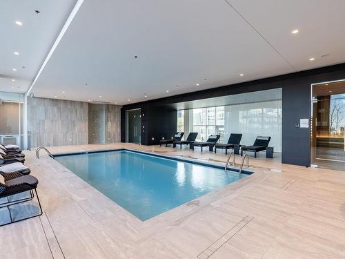 Piscine - 1310-1500 Boul. René-Lévesque O., Montréal (Ville-Marie), QC 