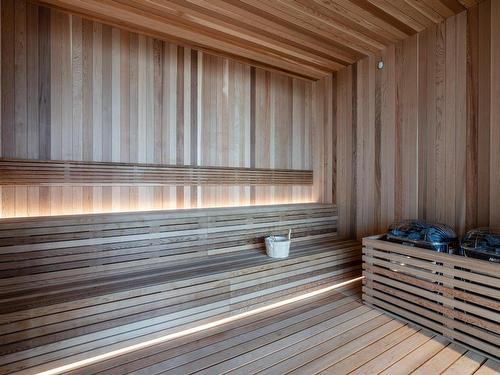 Sauna - 1310-1500 Boul. René-Lévesque O., Montréal (Ville-Marie), QC 