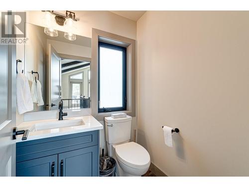 5545 Currie Bowl Way, Fernie, BC - Indoor Photo Showing Bathroom