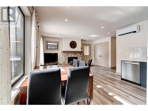 5545 Currie Bowl Way, Fernie, BC - Indoor With Fireplace